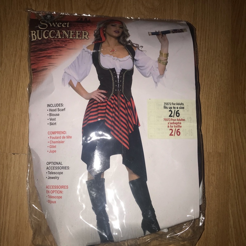Pirate costume. Buccaneer. Size small. Size 0/2